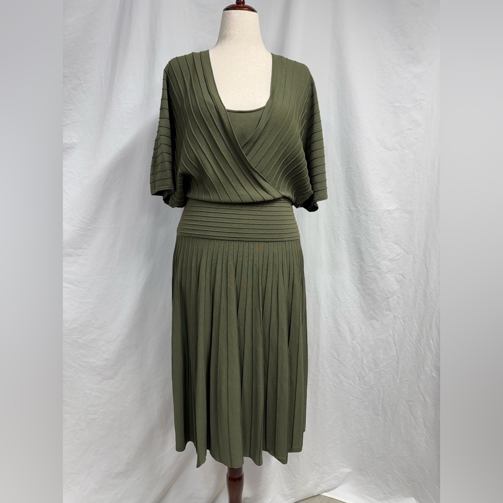 The Fold London Langold Knitted Dress Olive Green DK135L